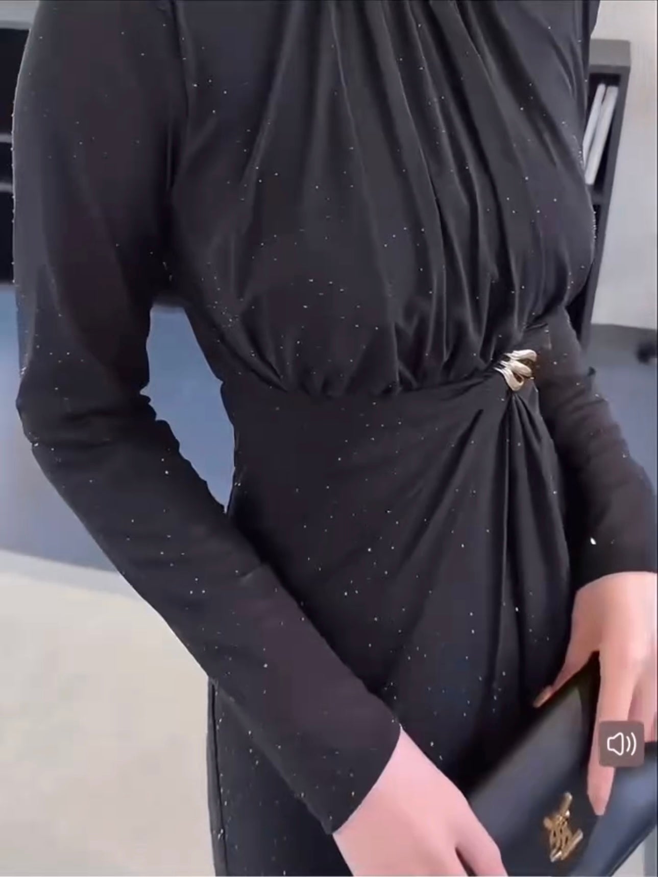 Halo Cinched Dress - Moderélle